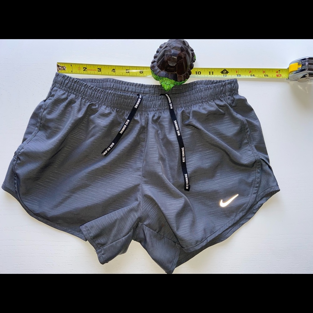 Gray dri-fit Nike shorts